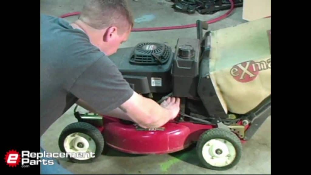 How to Change the Oil in a Lawn Mower