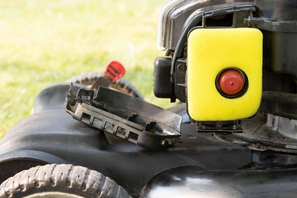How to Clean Lawn Mower Filter