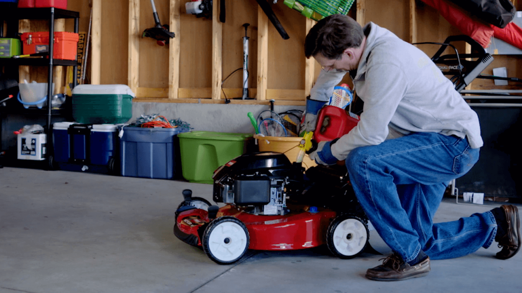 What Gas to Use in Lawn Mower