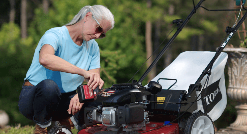 What Type of Oil Does Lawn Mower Use